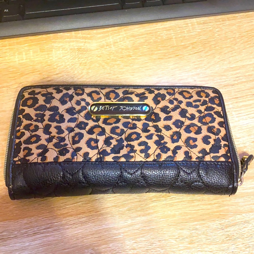 Betsey Johnson Used Wallet